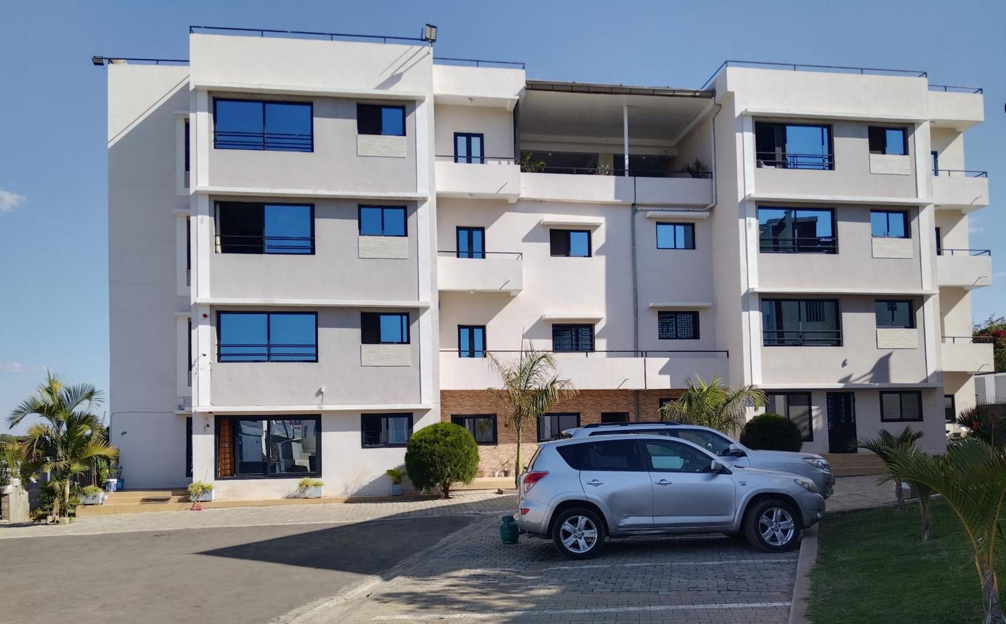 Milestone City Appartements - Avec Restaurant - Sans Coupure D'Electricite - Vues Imprenables Антананариву Экстерьер фото